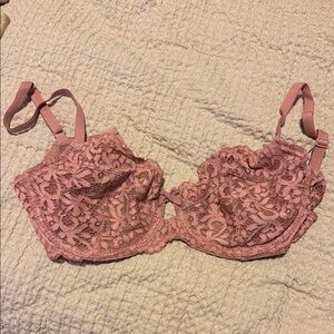 Victoria's Secret Lace Bra in Dusty Pink